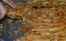 Hazır Yufkadan Kıymalı Börek Tarifi ve Malzemeleri Hazır Yufkadan Kıymalı Börek Tarifi ve Malzemeleri